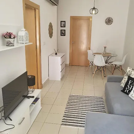 Ines, Dehesa De Campoamor,900m From The Sea , Swimming Pool & Tennis Court Διαμέρισμα *